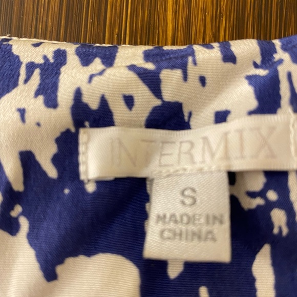 Intermix Silk Blue Print Long Sleeve Romper (6) - Picture 3 of 6